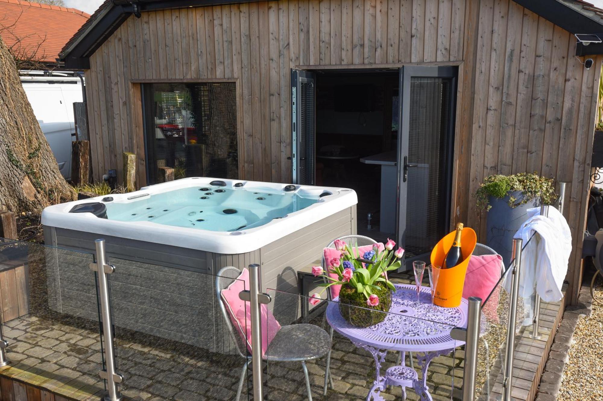 Air Maison - The Cow Shed Wow Factor Countryside Retreat Westbourne  Exterior foto